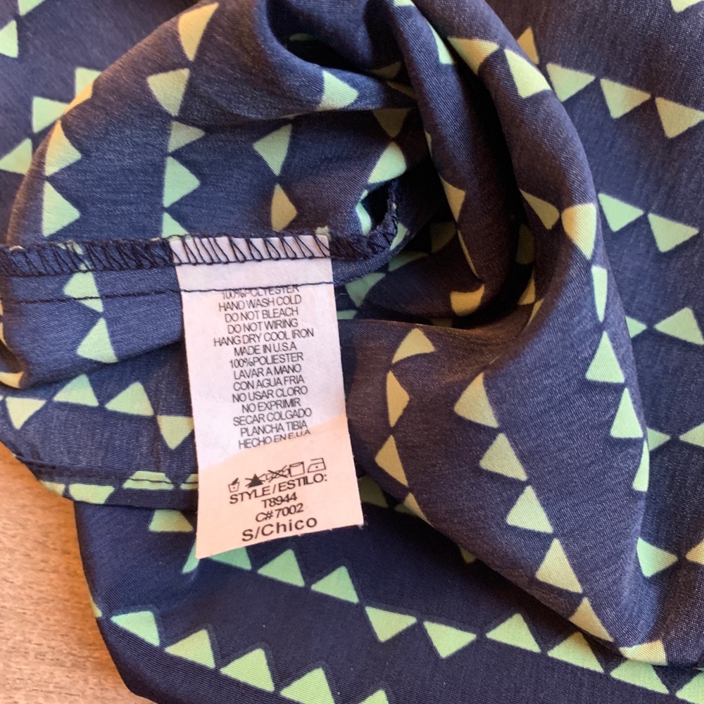 Francesca’s Top - Picture 4 of 4